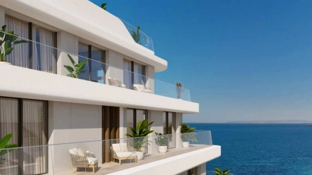 Ultra Luxury Seafront Residence – THE ONE BY ELEMENTS | First Line Design Living